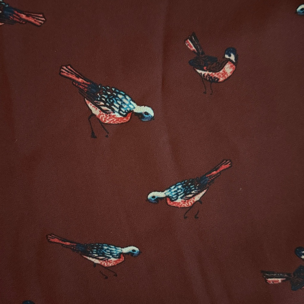 LOFT size medium Burgundy Bird Patterned Blouse - Picture 3 of 4